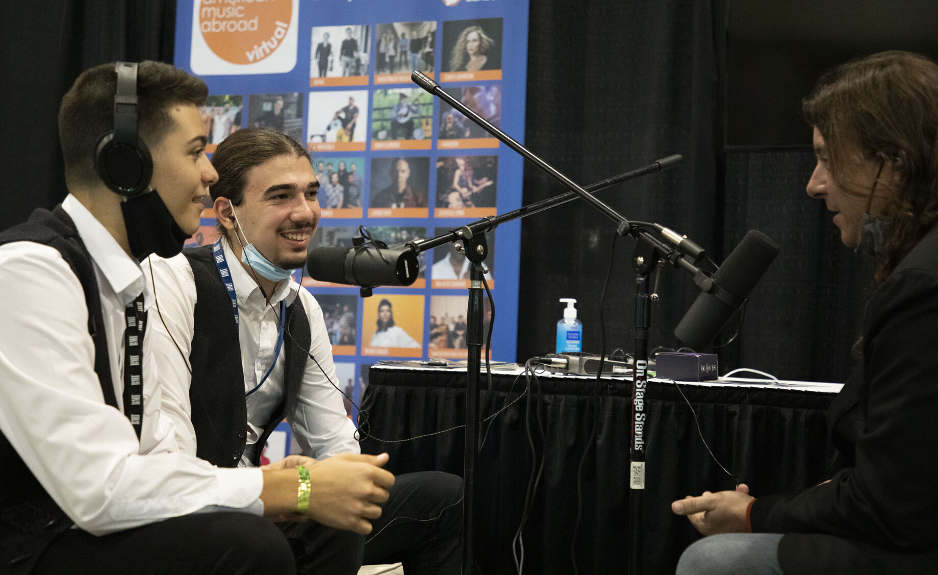 Hungarian students at IBMA